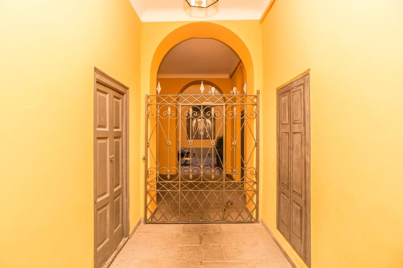 Apartamento Living - Via Fiori Chiari 26